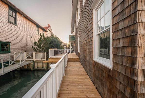 The Capone House - Historic Atlantic Gem *