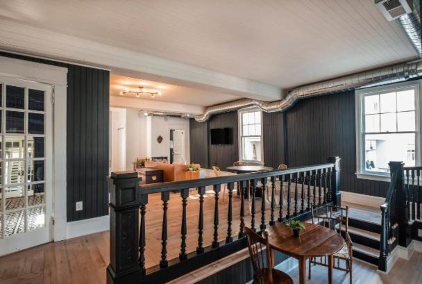 The Capone House - Historic Atlantic Gem *